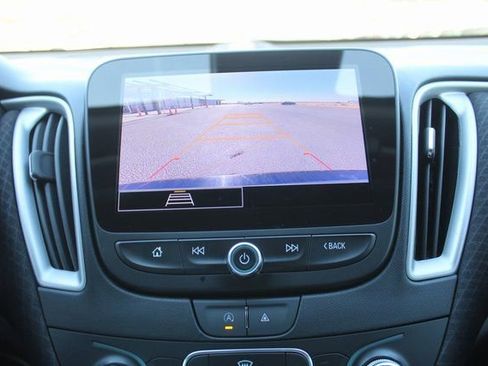 Used 2024 Chevrolet Malibu RS FWD image 26