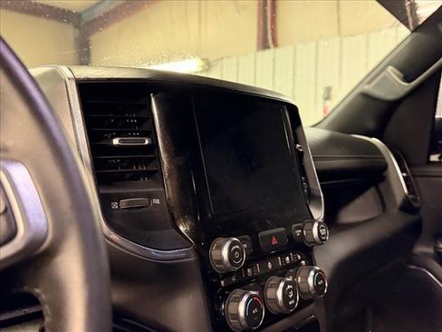 Used 2024 RAM 1500 Laramie image 15