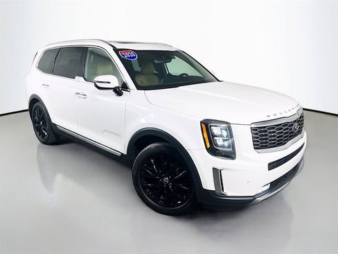Used 2020 Kia Telluride SX w/ Towing Package FWD image 2