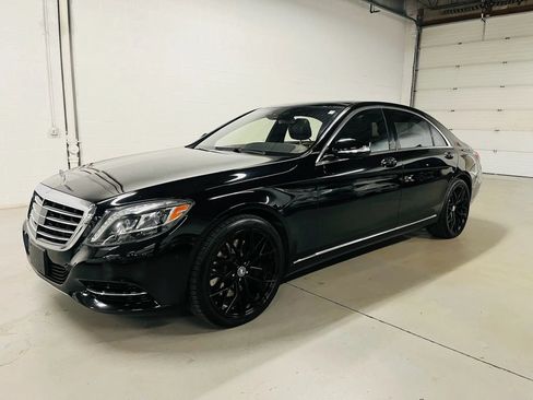 Used 2015 Mercedes-Benz S 550 4MATIC Sedan image 2