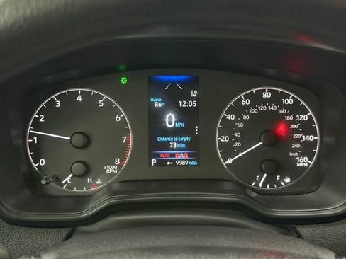 Used 2025 Toyota Corolla LE FWD image 15