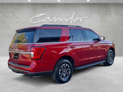 Used 2022 Ford Expedition XLT image 17