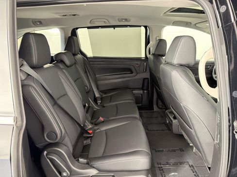 Used 2025 Honda Odyssey EX-L image 31