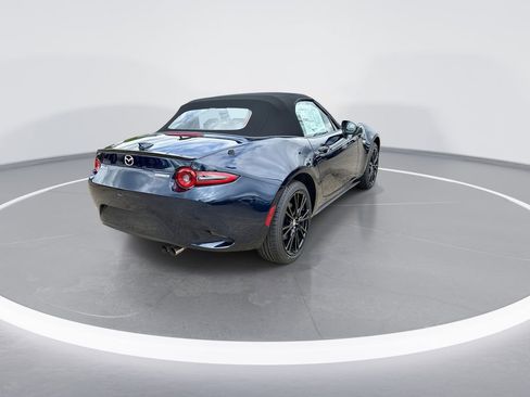 New 2026 MAZDA MX-5 Miata Club w/ Interior Package RWD image 8