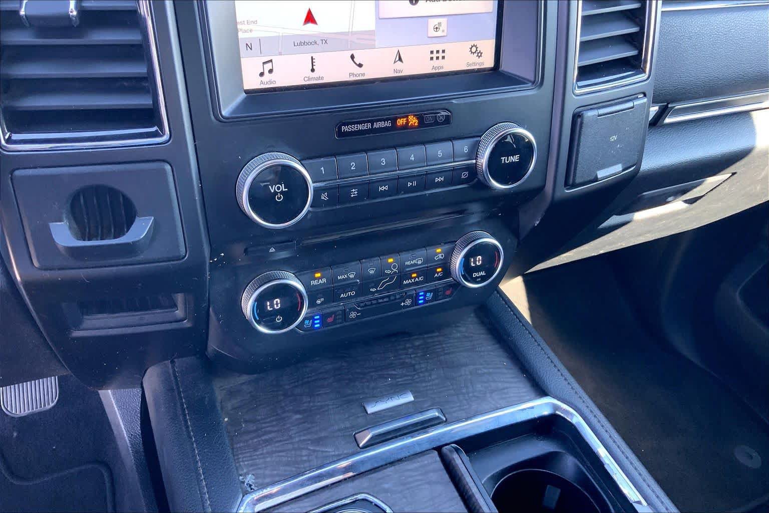 Used 2018 Ford Expedition Max Limited RWD image 35