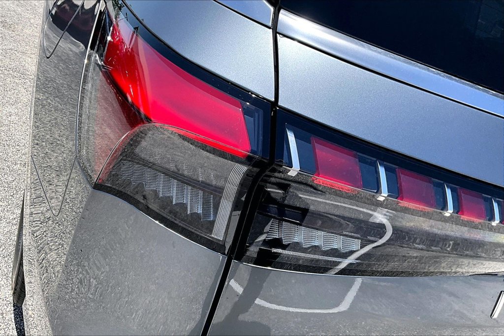 New 2027 INFINITI QX80 Luxe RWD image 31