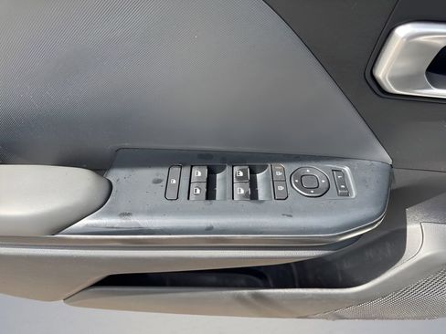 Used 2025 Kia K4 FWD image 22