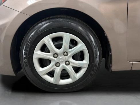 Used 2014 Hyundai Accent GS FWD image 25
