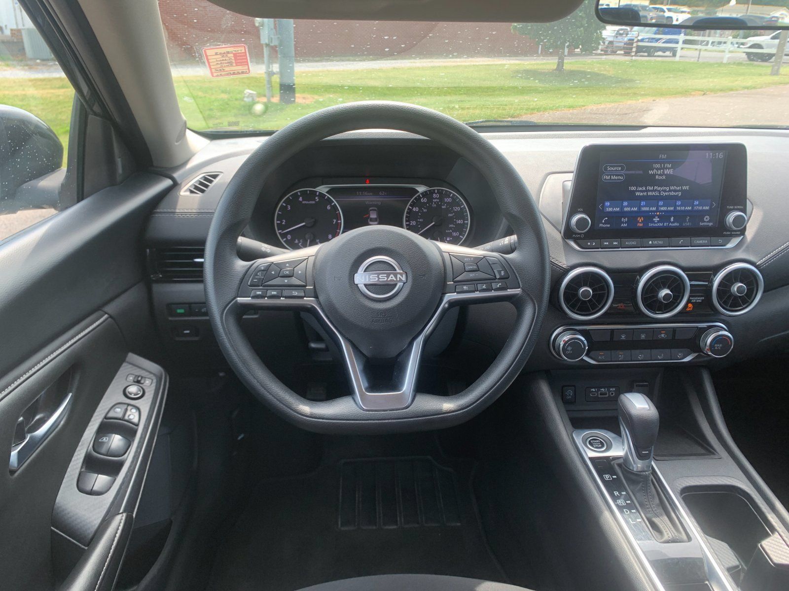 Used 2025 Nissan Sentra SV FWD image 18