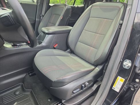 Certified 2024 Chevrolet Equinox RS FWD image 28