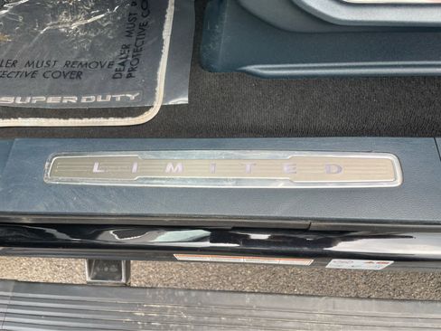 Used 2022 Ford F450 Limited w/ FX4 Off-Road Package image 18