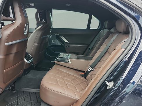 Certified 2024 BMW 740i image 25