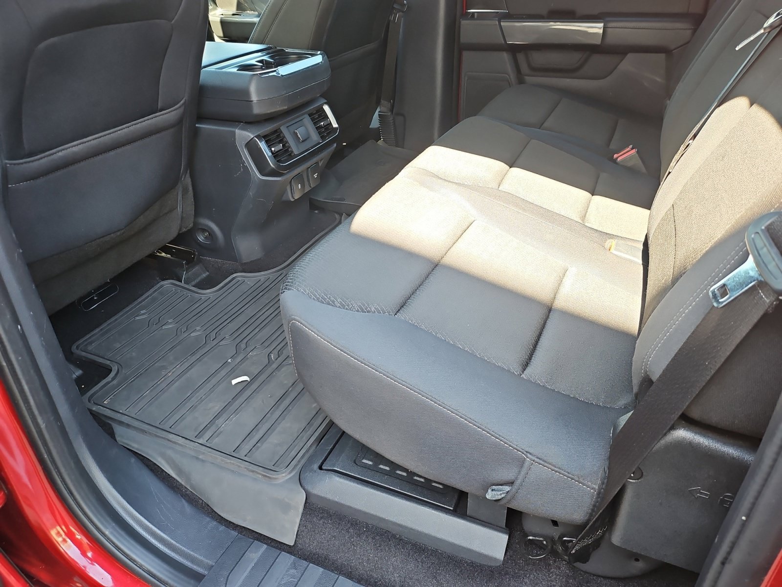Used 2022 Ford F150 XLT w/ Equipment Group 302A High AWD/4WD image 32