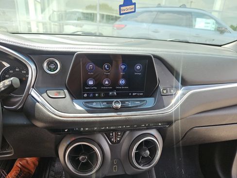 Used 2019 Chevrolet Blazer LT FWD image 21