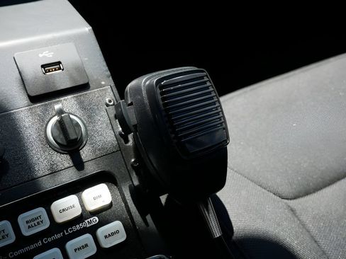 Used 2023 Ford Explorer 4WD Police Interceptor image 26