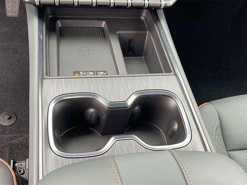 New 2026 GMC Acadia AT4 w/ Luxury Package image 20