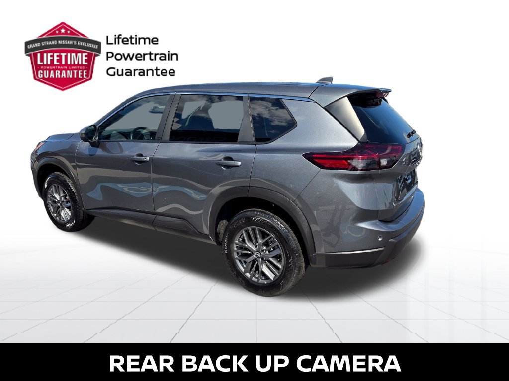 Certified 2026 Nissan Rogue SV FWD image 5