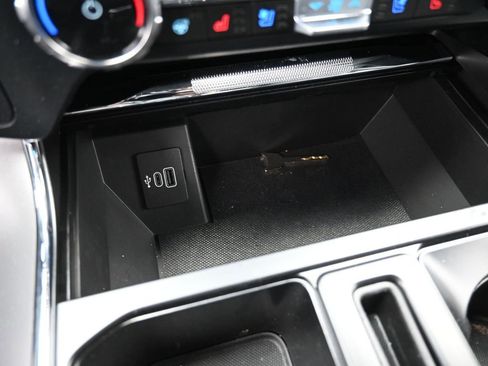 New 2025 Ford F150 Lariat w/ Equipment Group 501A Mid image 31