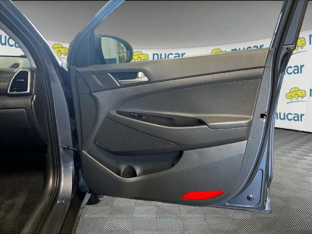 Used 2019 Hyundai Tucson SE AWD/4WD image 12
