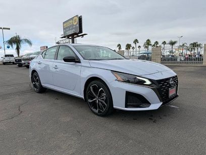 New 2025 Nissan Altima 2.5 SR w/ SR Premium Package