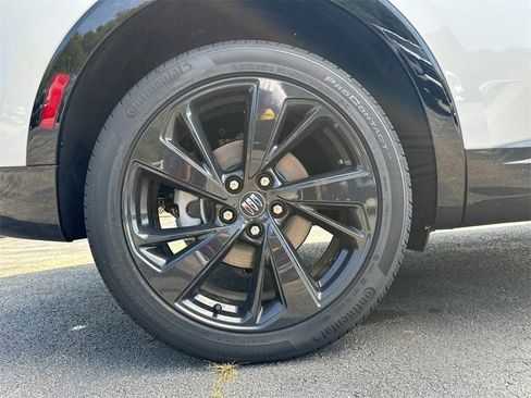 New 2025 Buick Envision Sport Touring image 18