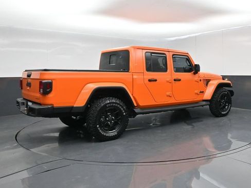 Used 2025 Jeep Gladiator Sport AWD/4WD image 8