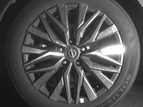 Used 2025 Nissan Altima 2.5 SV image 12