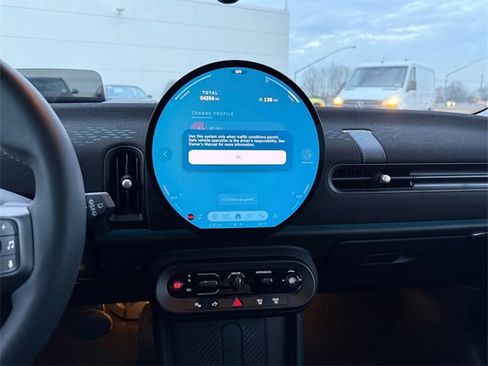 Certified 2025 MINI Cooper S image 9