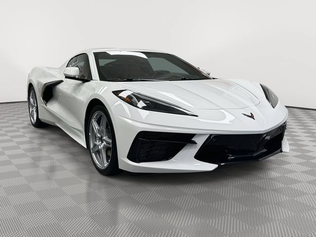 Used 2020 Chevrolet Corvette Stingray Preferred Cpe w/ 2LT Preferred Equipment Group RWD image 4