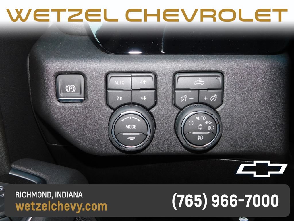 New 2026 Chevrolet Silverado 1500 RST w/ Z71 Off-Road Package AWD/4WD image 29