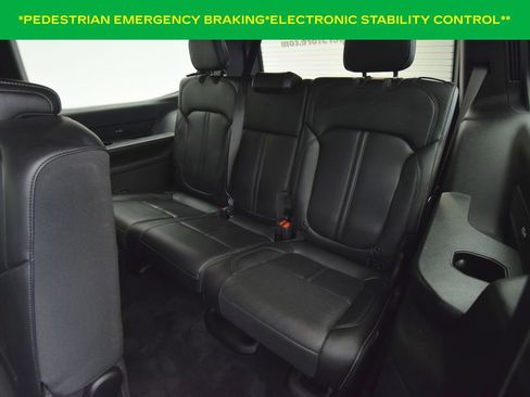 Used 2022 Jeep Wagoneer Series II image 17