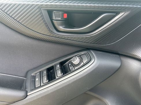 Used 2022 Subaru Crosstrek 2.0i Premium image 14