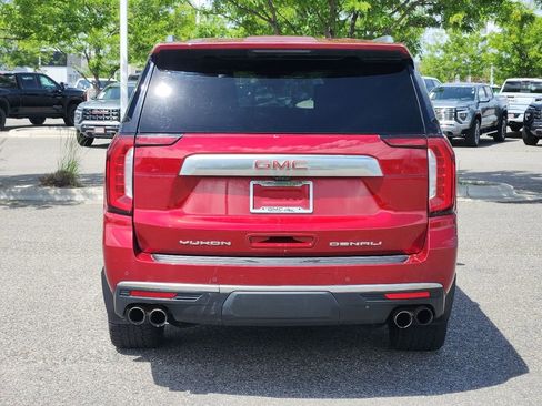 Used 2021 GMC Yukon XL Denali w/ Denali Premium Package AWD/4WD image 44