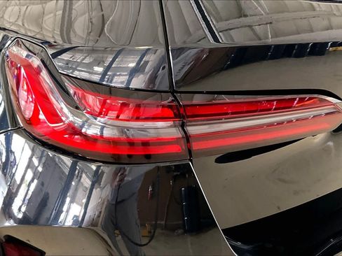 New 2027 BMW M5 Touring AWD/4WD image 14