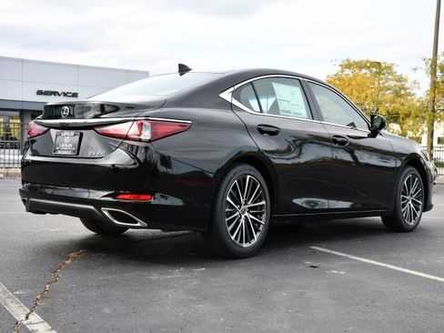 New 2025 Lexus ES 350 w/ Premium Package image 7