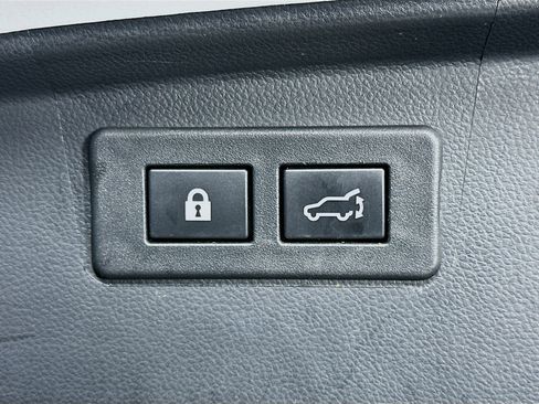 Used 2023 Subaru Outback Limited image 28