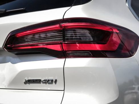 Used 2022 BMW X5 xDrive40i AWD/4WD image 19