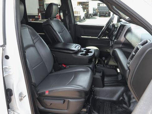 Used 2022 RAM 3500 Tradesman w/ Chrome Appearance Group image 44