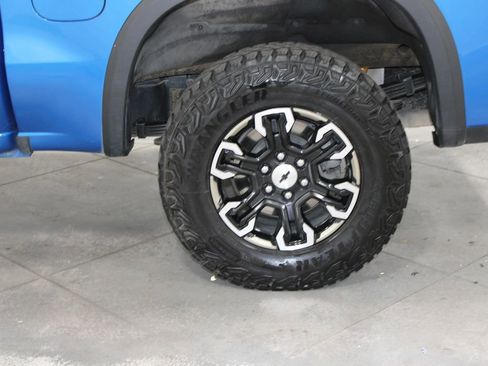 Used 2024 Chevrolet Silverado 1500 ZR2 w/ Technology Package image 70