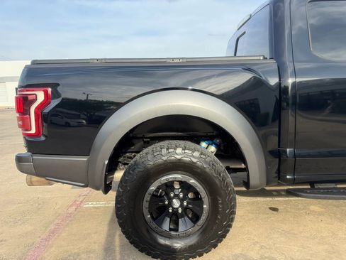 Used 2017 Ford F150 Raptor w/ Equipment Group 802A Luxury image 17