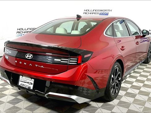 Used 2025 Hyundai Sonata SEL FWD image 9