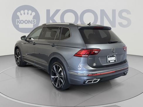 Used 2024 Volkswagen Tiguan SEL R-Line AWD/4WD image 4