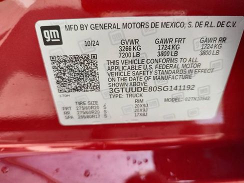 Used 2025 GMC Sierra 1500 SLT w/ SLT Premium Plus Package AWD/4WD image 33