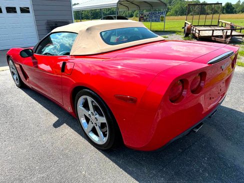 Used 2007 Chevrolet Corvette Convertible w/ Preferred Equipment Group image 7