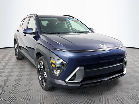 Used 2025 Hyundai Kona SEL image 3