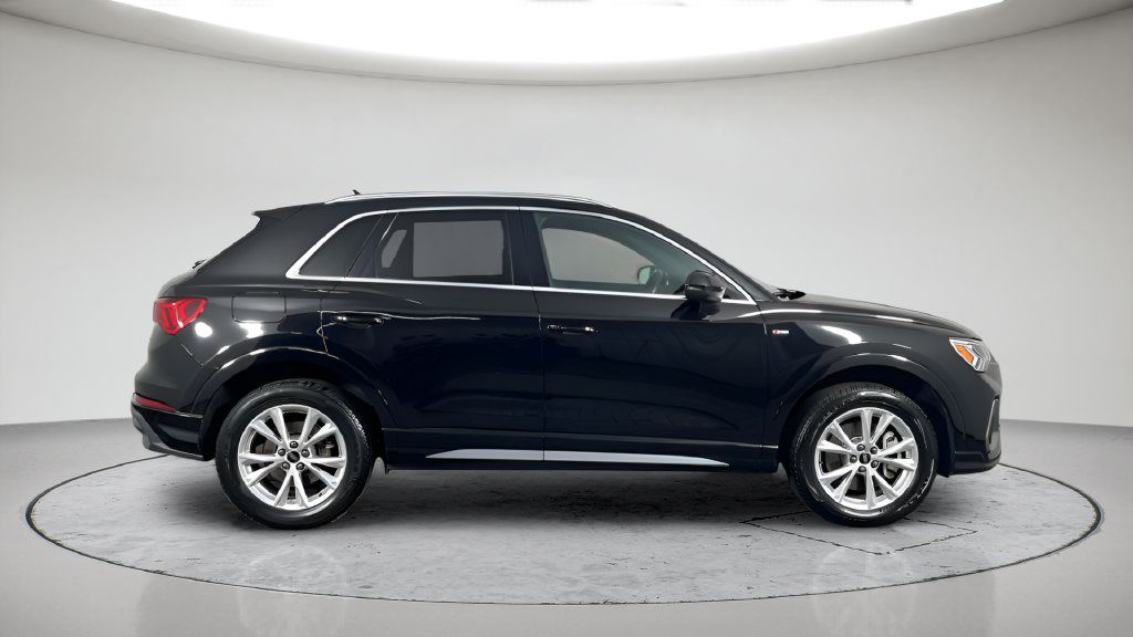 Used 2023 Audi Q3 2.0T Premium AWD/4WD image 4