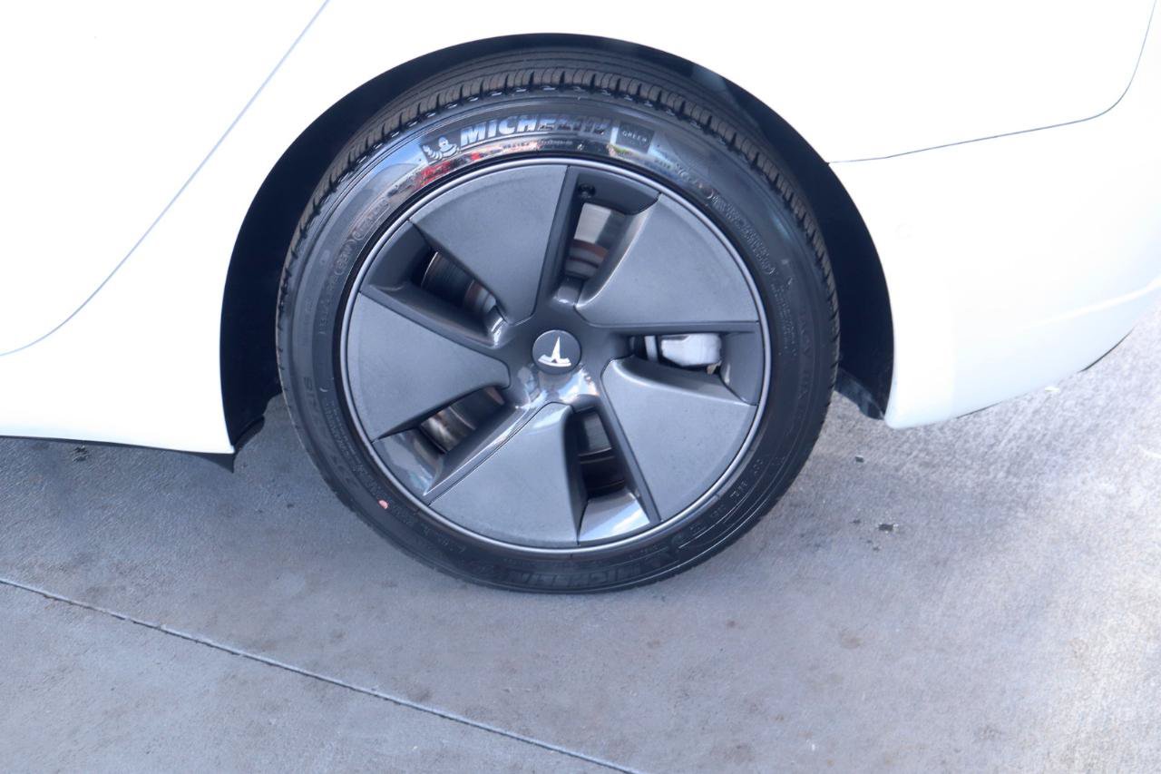 Used 2021 Tesla Model 3 Standard Range Plus RWD image 11