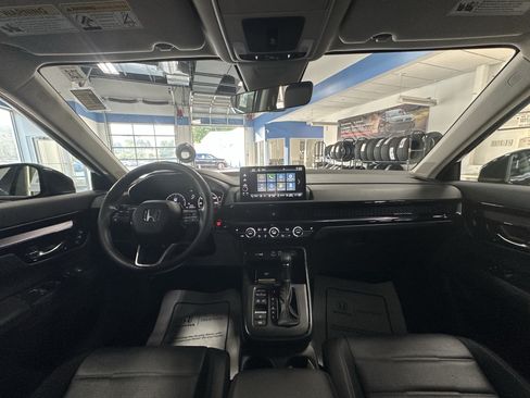 Used 2025 Honda CR-V EX-L image 2