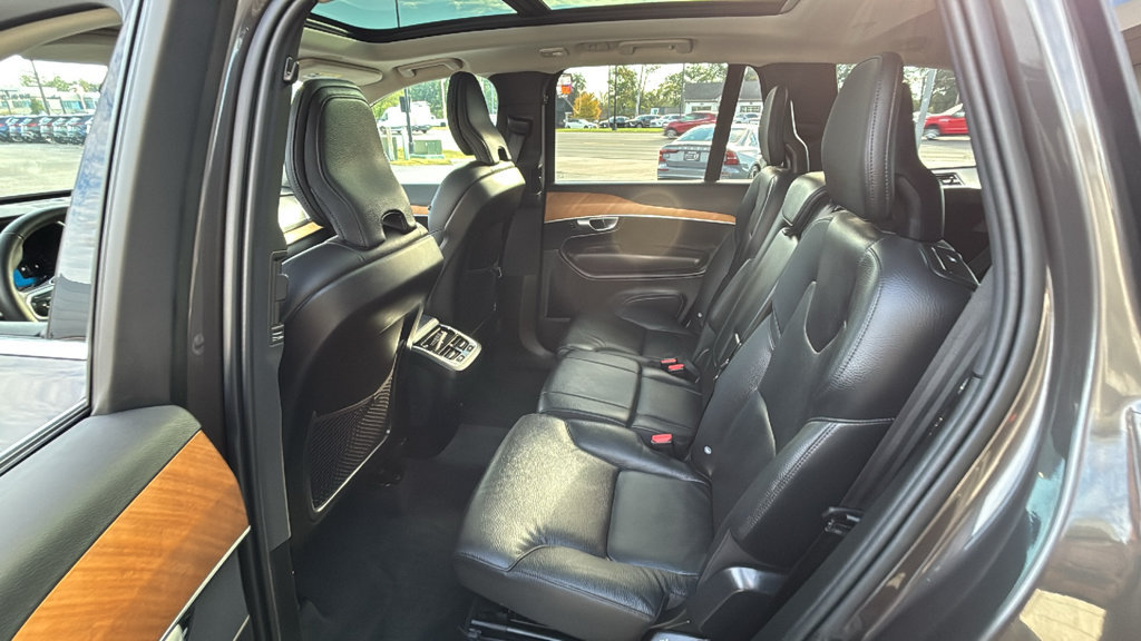 Certified 2024 Volvo XC90 B6 Plus w/ Protection Package Premier AWD/4WD image 10