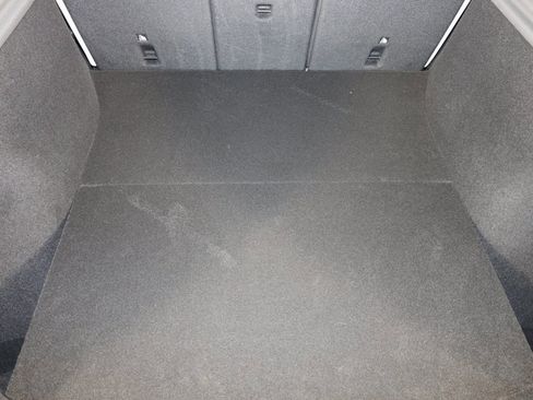 Used 2026 Tesla Model Y Long Range image 16